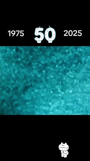 🎉 Il 5 ottobre 2025 abbiamo celebrato il 50º anniversario di Kotetsu Jeeg (Koutetsu Jiigu) uno dei robot più amati in Italia e in Giappone. Sigla originale giapponese 🎵 “Koutetsu Jiigu no Uta” Cantata da Ichirō Mizuki (Mizuki Ichirō) Prima TV: Giappone 🇯🇵 5 ottobre 1975 In Italia 🇮🇹 trasmesso per la prima volta nel 1979. #kotetsujeeg #jeegrobot #mecha #anime #cartonianimati