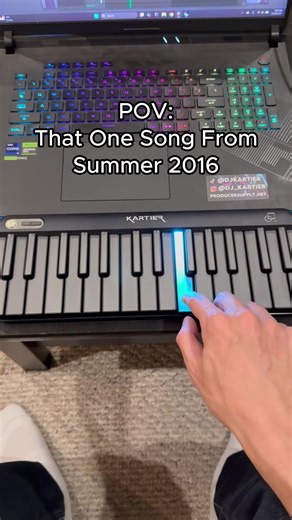 LA 2016 type vibe😮‍💨 Piano/keyboard in bio for yall💯 #LA #fyp #nostalgia