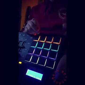 MAKING A BEAT ON THE AKAI MPD226