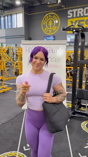 In my experience, THIS is the number one mindset that separates those who make fitness a priority LONG TERM, from those who continuously let their excuses win and never get started: the knowledge that SO MUCH of HOW you age is within YOUR control 🦋 I find this to be both extremely motivating and super empowering. Getting older is inevitable. HOW you age is a result of the choices you make every single day. Of course, you can’t control what life will throw at you - but the way I see it, you can 