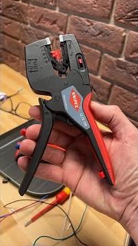 NexStrip® Electrician’s Multi-Tool 12 72 190