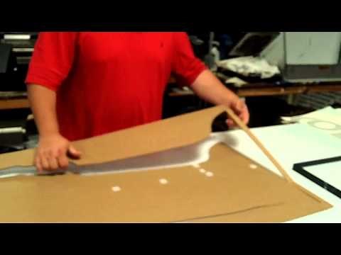 How to Unpack and Set Up your Cardboard Cutout
