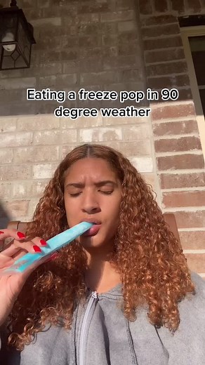 The juice at the bottom make my knees weaaak #summer | pop