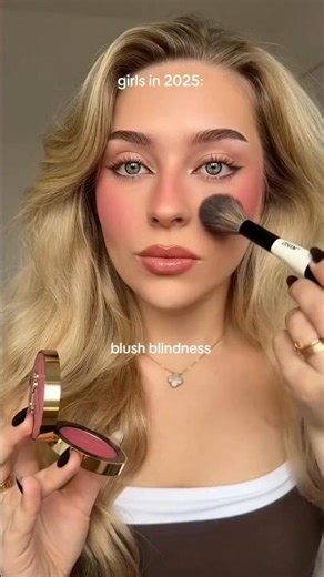 Gilrs Makeup In 2016 Vs 2025