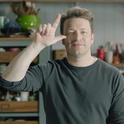 Jamie Oliver 5 Ingredients - Quick & Easy Food: Chicken Pot Pie