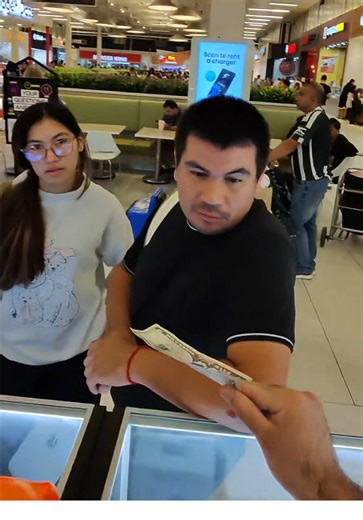 They Charged Him $40 for This… I Did It for $15 😬 #chargingportcleaning #chargingport #iphonerepair #phonerepair #fyp