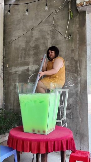 So many ladies are drinking 10 million VND cups of matcha! 😆 | PD #shorts