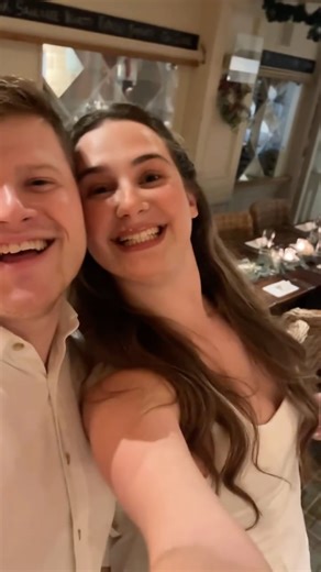 Jess 💕 on Instagram: "Why do guys always try to zoom in/zoom out 😂😂😭😭 . . @murciuk #engagement #engagementparty #explore"