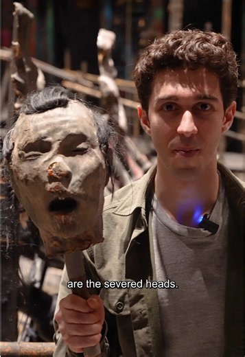 A tour that’s not for the faint of heart 😱 As the season comes to a head with the return of Franco Zeffirelli’s gilded production of Puccini’s Turandot, take a tour of the streets of mythic Peking that make up the Act I set with Matt DiMartino from the Met props team. Turandot is on stage through June 6. Don’t miss your last chance this season to see this classic staging! Videography by Muriel Steinke / Met Opera #theater #design #opera #classicalmusic #nyc