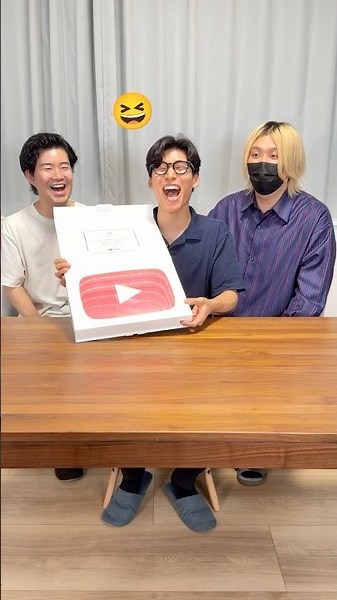 #PR 招待状のしかけに大盛り上がりな 3 人👏 6/13 は YouTube で #MAJ2026 の熱狂を体感しよう🏆️ ‪@KevinsEnglishRoom‬ #MAJ_YouTube