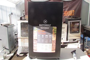 19 Tips for Using a Masterbuilt Electric Smoker - Pioneer Smoke House