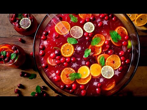 A Delicious, Refreshing Christmas Punch Recipe | Christmas Cocktail