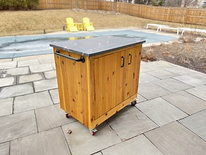 Compact DIY Grill Cart Plans with Tons of Storage