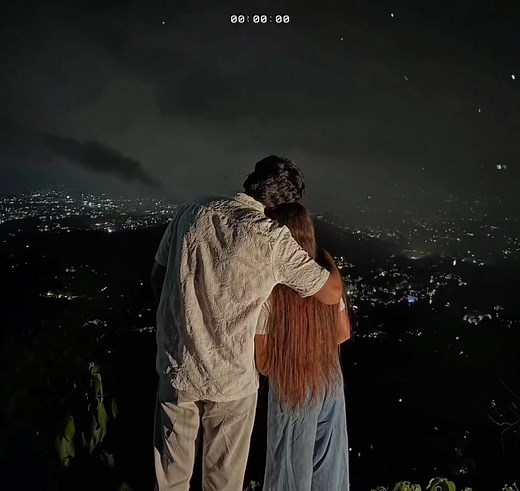 5K views · 138 reactions | Choose moon over stars  | 퐌퐮퐬퐢퐜 - 퐂퐢퐭퐲 | Facebook