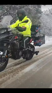 189K views · 1K reactions | Ice and Motorcycle Riding 藍 . . . ....