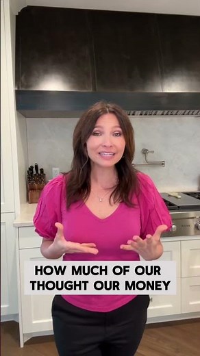 Dear Trad Wives: Dressing Feminine