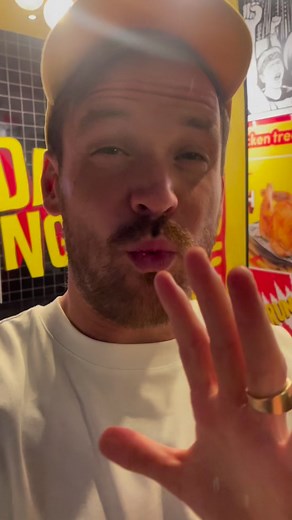 131K views · 3.1K reactions | Chicken Treat Perth Western Australia! #chickentreat #westernaustralia❤️ #aussiechickensalt #chickensalt #chickensaltfries #chickensaltchips #friedbanana #pineapplefritter #aussiefood #australianchicken #australianfoods | Josiah Hein | Facebook