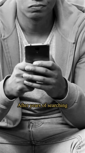 74,392 lifters broke through their genetic ceiling. Still, people don’t believe me. They don’t want to know the truth about muscle growth… They’ve been brainwashed so deep. By Big Supp and Big Fitness. 👉 Protein powder. 👉 Pre-workouts. 👉 “Test boosters” in shiny GNC bottles. It’s all a treadmill of lies. Your body doesn’t fail you because you’re lazy or “don’t have the genetics.” Your body fails because biology slams the brakes. Myostatin. Hormonal decline. Weak androgen conversion. And what 