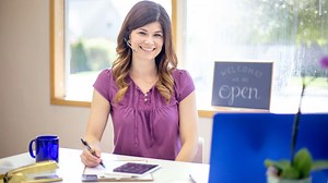 How to hire and manage a healthcare virtual assistant (tips   tools)