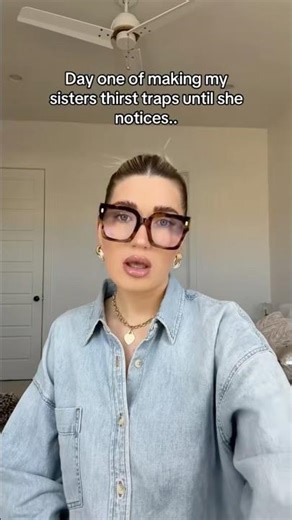 COPYiNG MY SiSTERS THiRST TRAPS TiL SHE NOTiCES 😅😳 #shorts