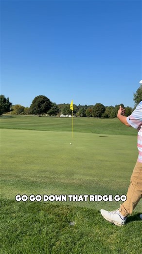 Driving opposite hand with the new BombTech Atomic Driver? No issues 🤝 (NOTE: BombTech Atomic Driver will not fix your putting) #golf | BombTech Golf