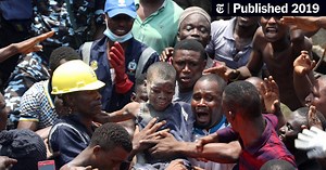 A Race to Save Children After Nigeria Building Collapse, but 8 People Are Dead
