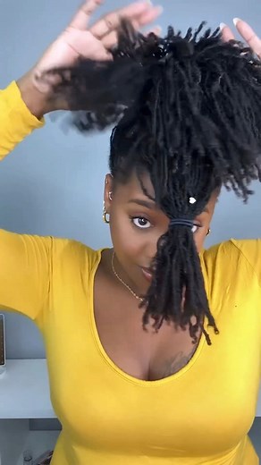 13K views · 420 reactions | A quick head wrap tutorial. Where do y’all buy your head wraps? Tag your fav brand. Kendra Kenshay#kendrakenshay #microlocs #loclife #locliving #sisterlocks #locs #locstyles #locdbae #locdqueen #yourloccrush #locaversary #sisterlocks | Kendra Kenshay | Facebook