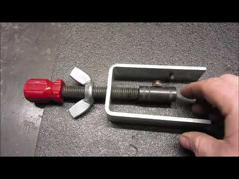 STEERING WHEEL LOCK PLATE REMOVER