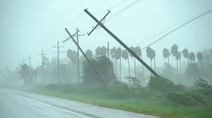 Video shows power of Ida when it made landfall
