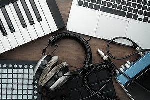 #5 Best Free Beat Making Software of 2022 (Ranked & Reviewed)