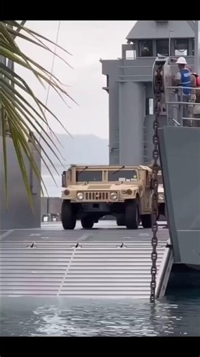 Hummer Militar: La Máquina Indestructible del Ejército 🚛💥 #HummerMilitar #Todoterreno