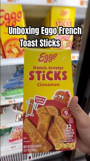 Unboxing Eggo French Toast Sticks 🍞