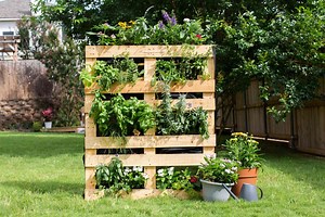 How to Make a Pallet Planter and Prep It for Plants