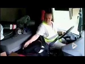 Truck driver stupidly gets distracted and nearly causes fatal crash || Viral Video UK