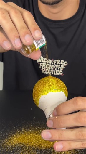 Vídeo de Gilberto Cotrim (@gilbertoinv) relacionado a Light Painting