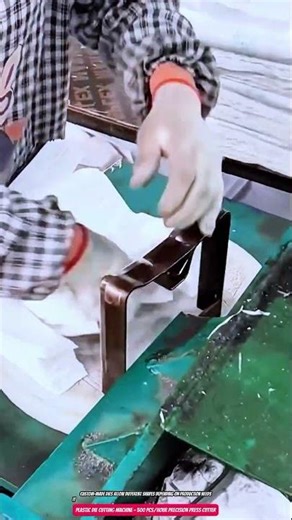 Plastic Die Cutting Machine – 500 Pcs/Hour Precision Press Cutter