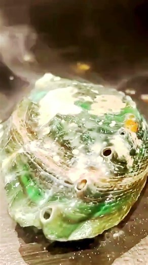 See How Pros Prepare Premium Abalone in Seconds ⚡ #seafood #cooking #technique #shorts