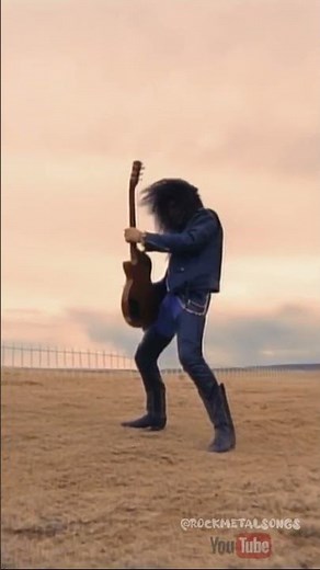 🌧️ Slash’s Iconic Desert Solo! 🌄 | Guns N' Roses – "November Rain" 🎸