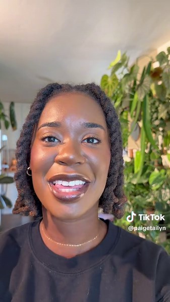 The World’s First EVER Ambient Grow Light! 💡🪴 ———— Oh, @Soltech this is REVOLUTIONARY! Do y’all want to get into PPF and PAR? BTW, Soltech is running their CYBER MONDAY SALE: Up to 40% Off Sitewide. You can get your lights for 10% off using “BLOSSOMEFFECT” at checkout :) (Discount codes do not apply to Lightly Loved or Sale items.) #plantlights #plantmom #soltech #plantlover #plantsmakepeoplehappy