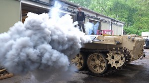 614K views · 5.2K reactions | De tank start en rijdt voor het eerst na 29 jaar stilstaan! Wat zullen we als eerste plat rijden?  | Mastermilo | Facebook