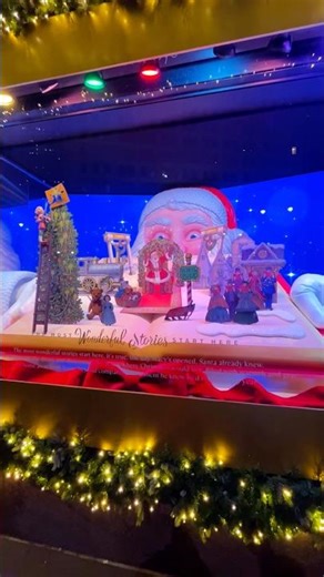 Magical Santa Window at Macy’s #shorts #christmas #santa #macys #windowdisplay #nyc #usa