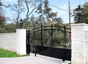 Custom Gates | Custom Metal Gate Options