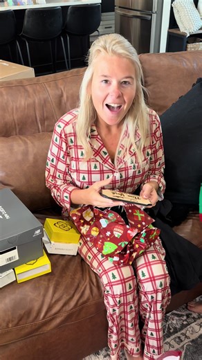 Merry Christmas Yall! 🎄 #dadsoftiktok #christmas | Dads On Christmas