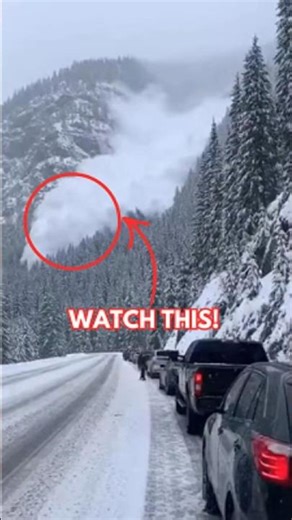 Terrifying Avalanche Caught on Camera in Cascade Mountains