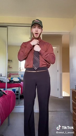 Exploring 70s Dandy Outfit Ideas for Vintage Fashion Inspiration