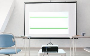 Black/Green Horizontal Lines on Projector Screen: Causes and Solutions