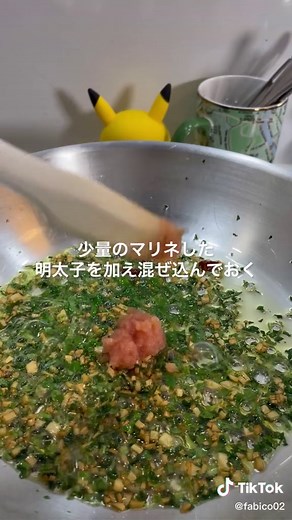 ペペロンチーノ 明太子の旨味とプチプチ感が太麺との相性抜群！
