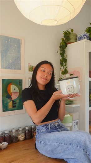thao on Instagram: "You can find all the videos under my “rice cooker” story highlights! More rice cooker recipes coming in 2026 ❤️ #ricecooker #giftideas #dormcooking #collegecooking #ricecookerrecipes"