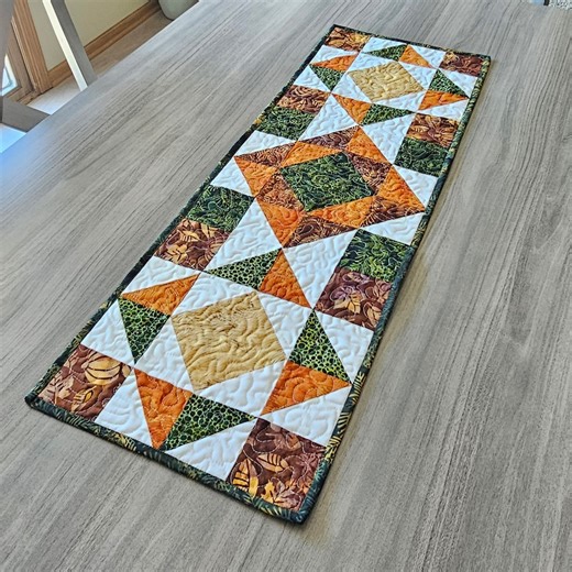 Fall Gatherings Table Runner Pattern PDF - Etsy
