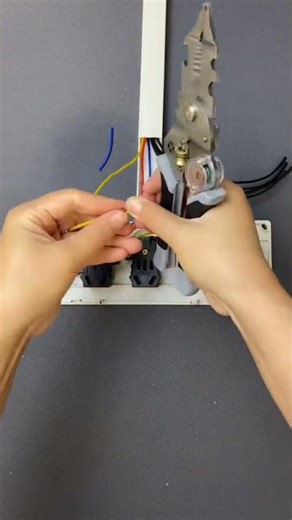 How to Wire a Power Strip with Sockets and Switches | DIY Electrical Tutorial #ElectricalWiring #DIY